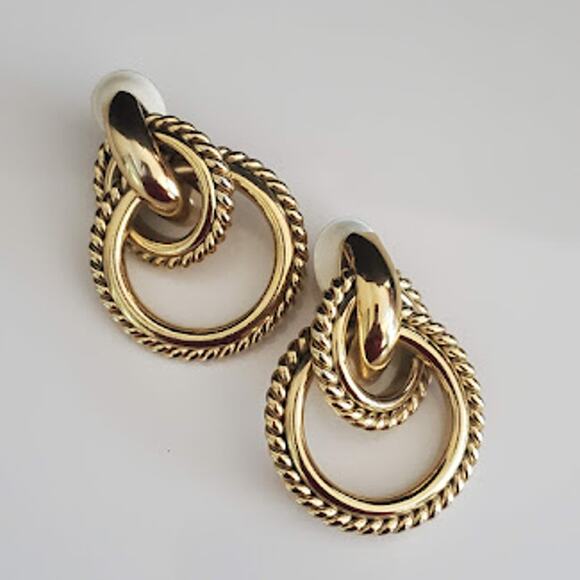 Vintage Givenchy Double Hoop Rope Earrings 1980's Gold Plated Clip On Signed - Picture 6 of 6
